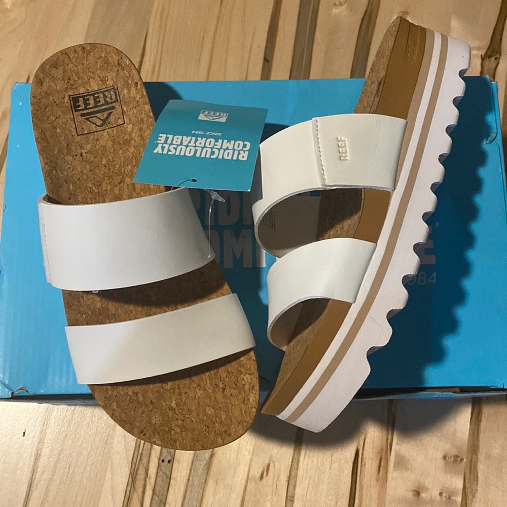 Reef Women's Cushion Vista Hi Platform Sandals Size 6